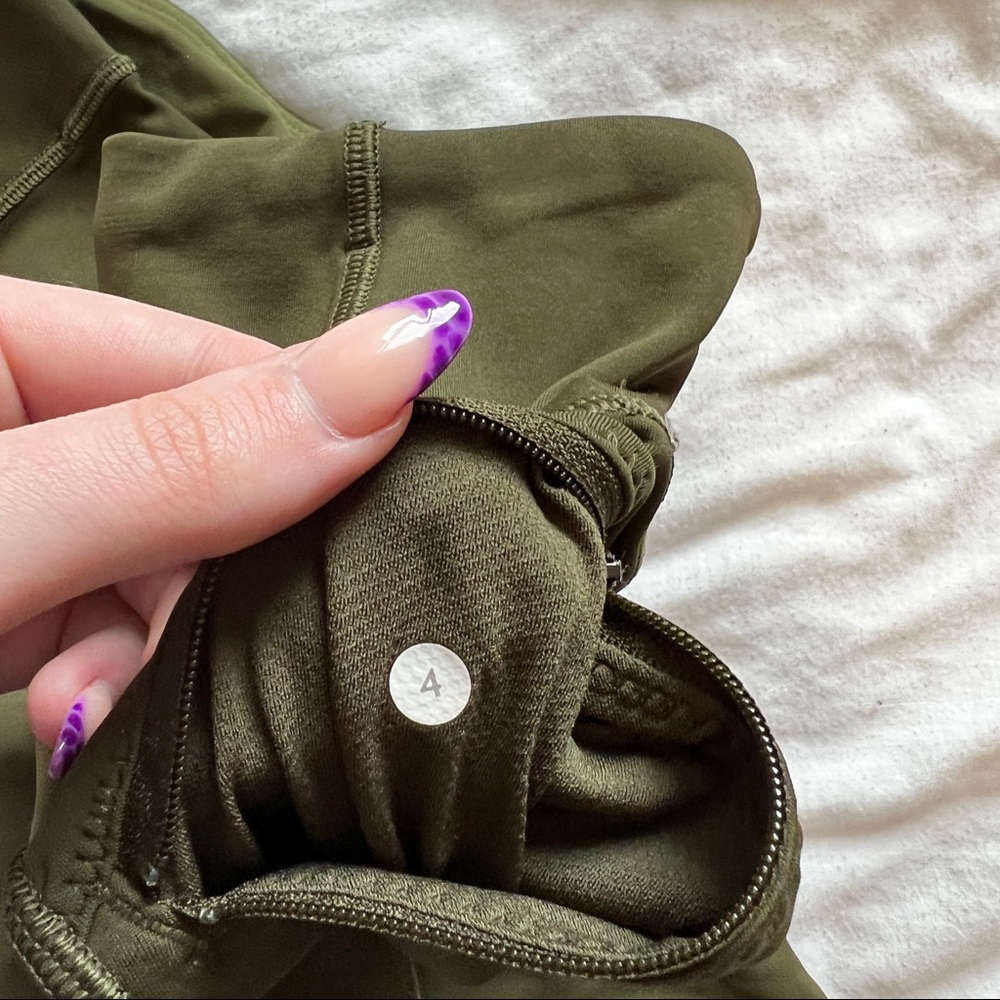 SOLD Lululemon leggings - Picture 5 of 5